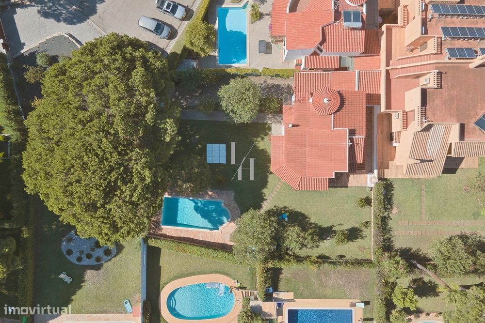 Arrendamento anual | Moradia V3 com piscina e jardim | A0339