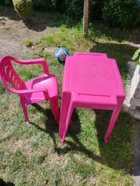 Plastikowy stolik I krzesełko