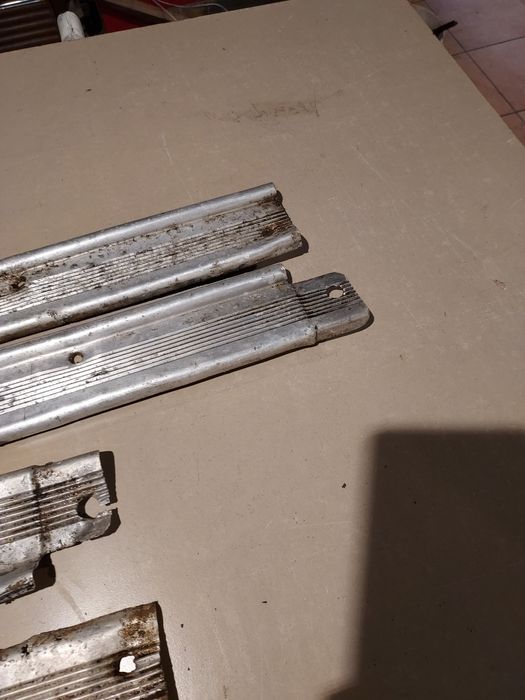 Listwy progowe Alu fiat 125p