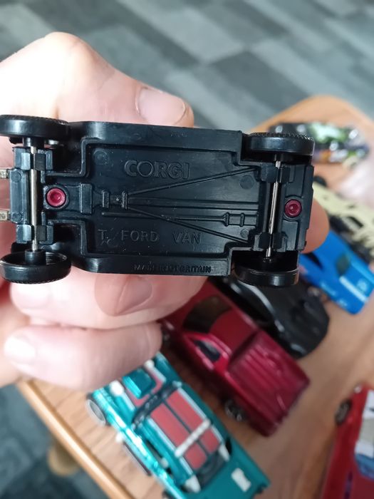 Машинки модельки,різні