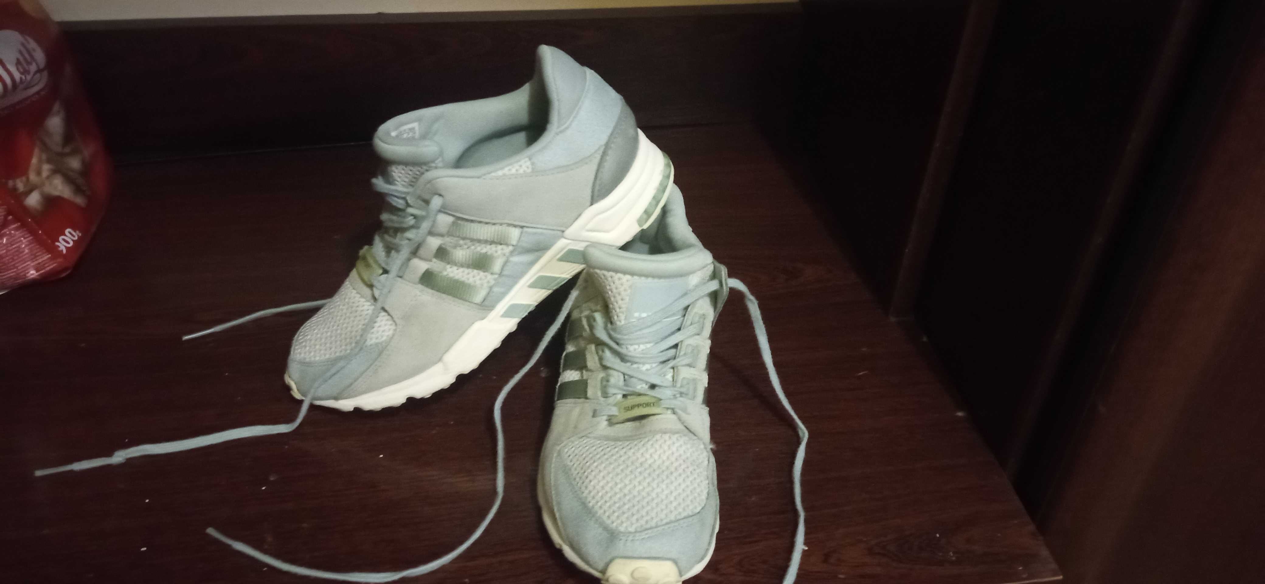 Кросовки женские Adidas