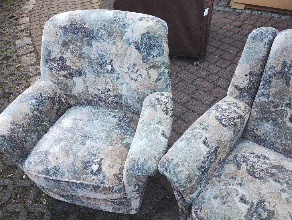 Komplet wypoczynkowy sofa i dwa fotele