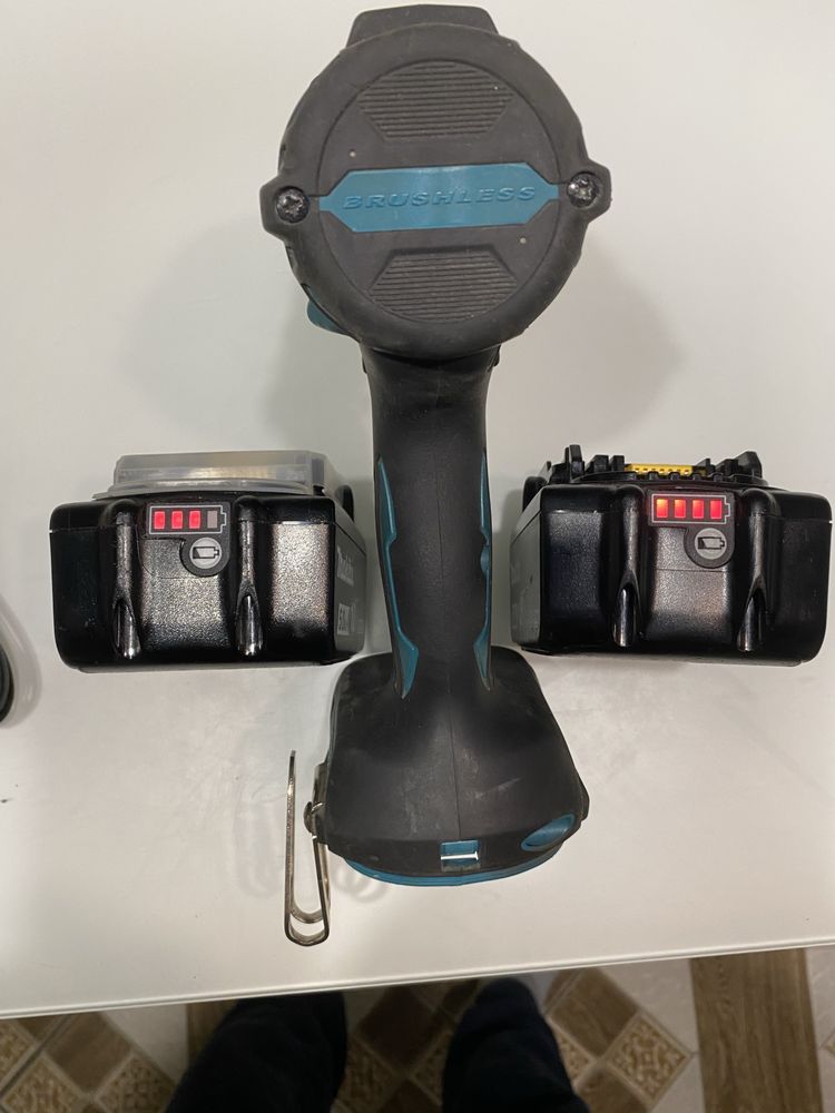 Makita шуроповерт