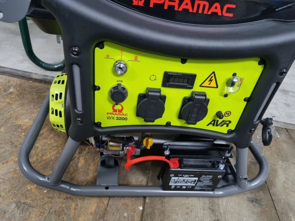 Бензиновий генератор PRAMAC WX3200 на 2,45-2,85 кВт з електрозапуском