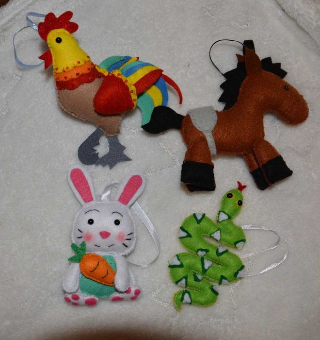 Іграшки на ялинку новорічні іграшки з фетру