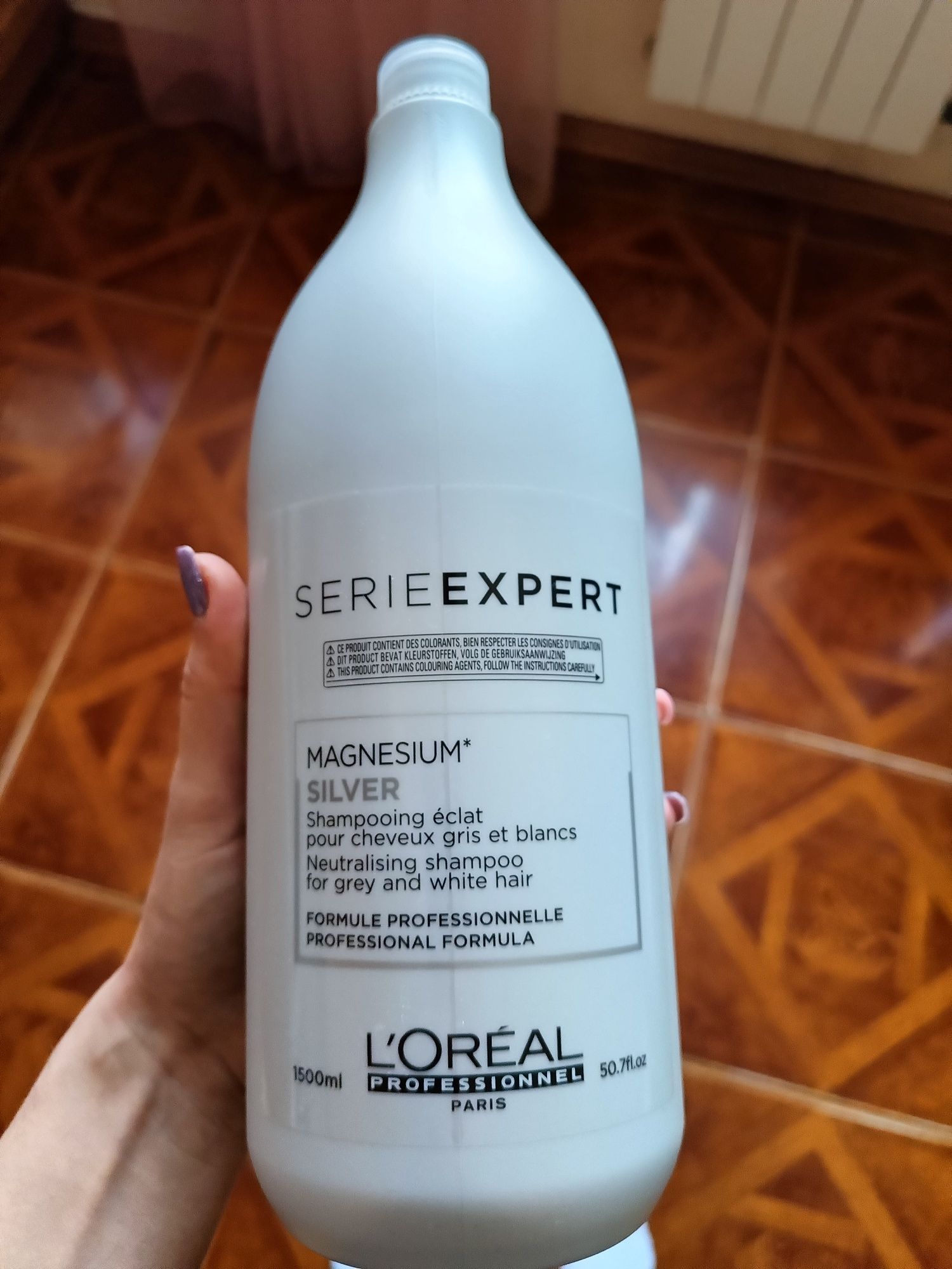 L'Oreal Professional Serie Expert Silver срібний шампунь для нейтраліз