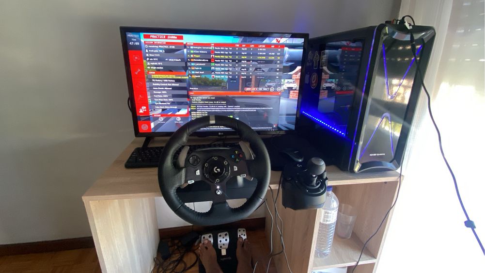 Vendo g920 a funcionar perfeitamente com FFB