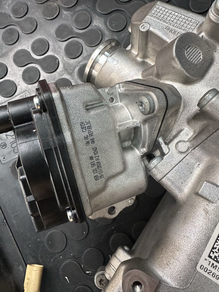 Chłodnica spalin EGR kompletna Audi A8 D4 3.0tdi