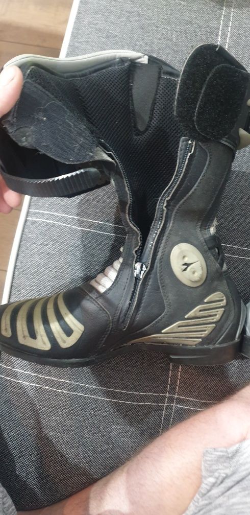Buty motocyklowe