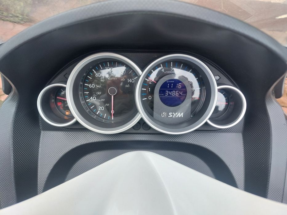 Sym GTS 125 kufer 2015rok ABS START &STOP