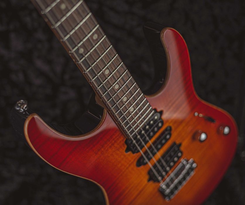 Suhr Modern Plus HSH Pau Ferro Fretboard 2019 Fireburst