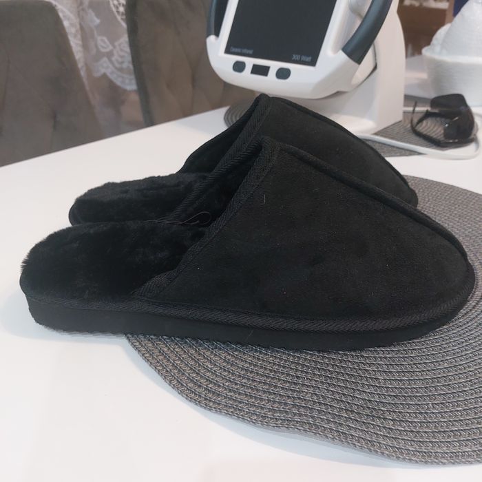 Nowe kapcie męskie czarne slippers czarne eloy 42-43, uk 8-9