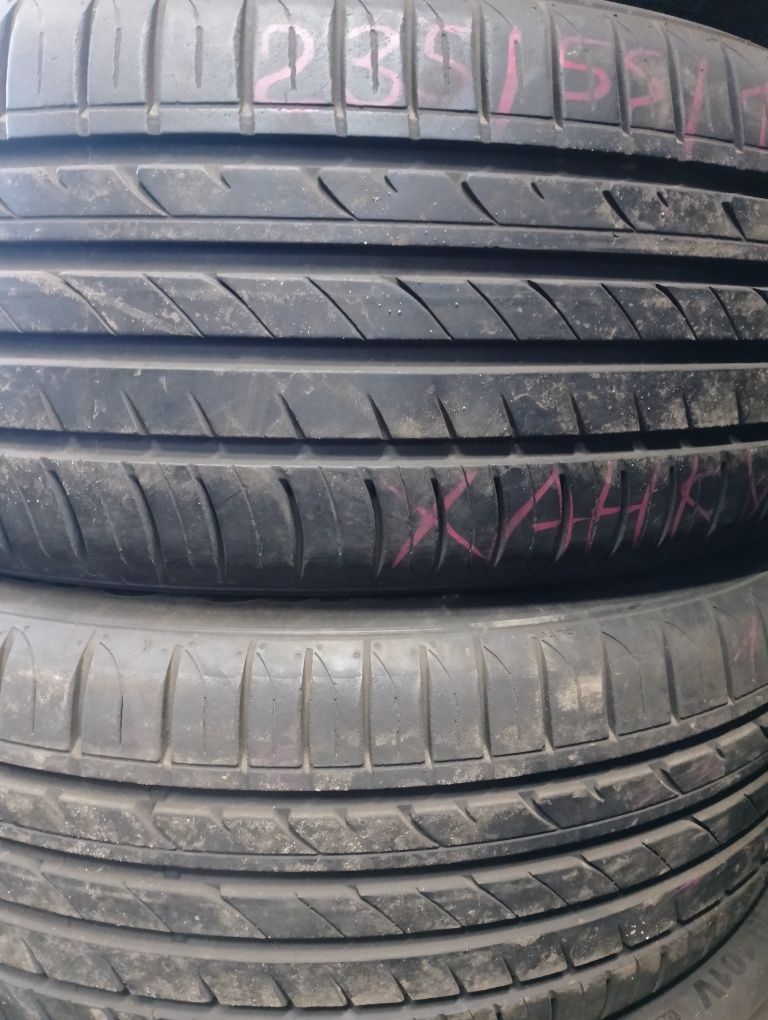 Продам летние шины 235/55r19