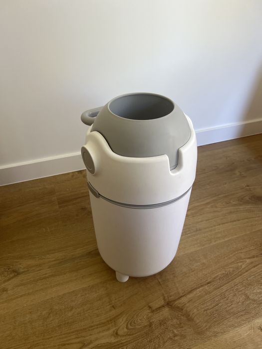 Kosz na pieluchy OWIM gmbh germany bialo szary