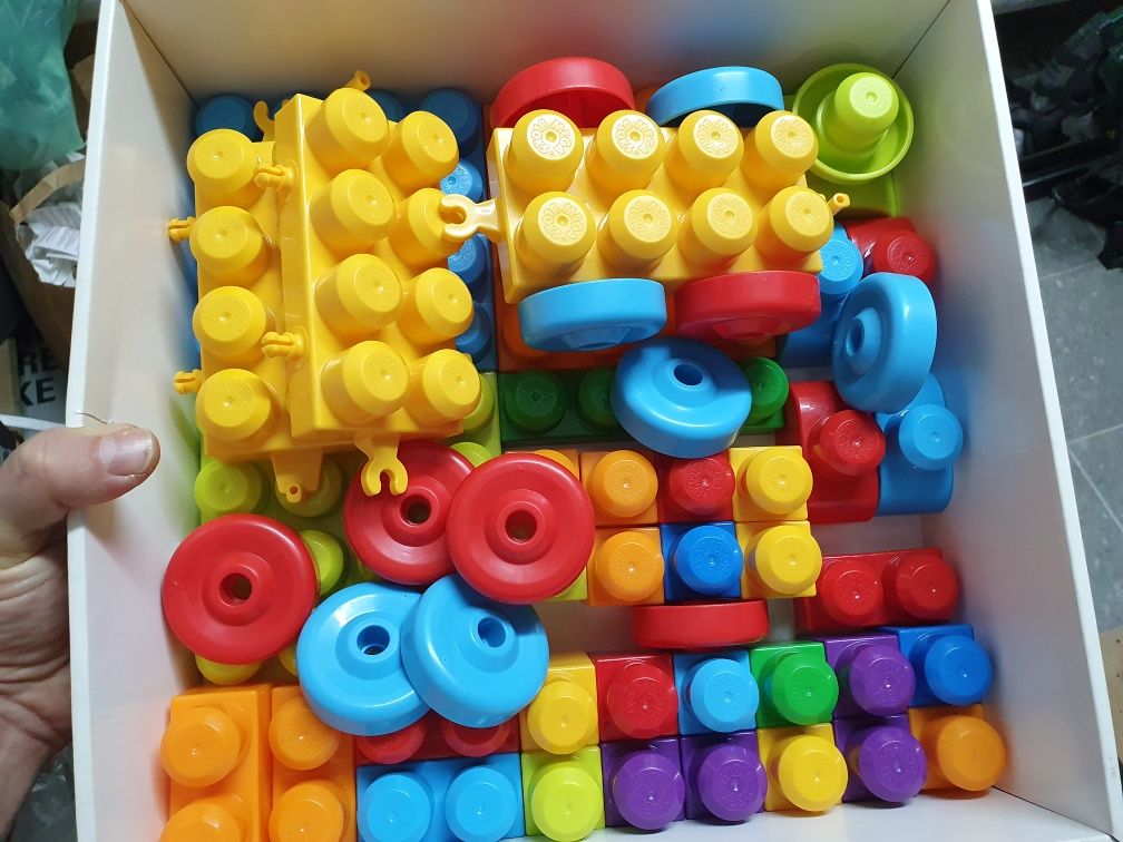 Jak nowe klocki Mega Bloks Fisher Price pociąg edukacyjne literki 60sz