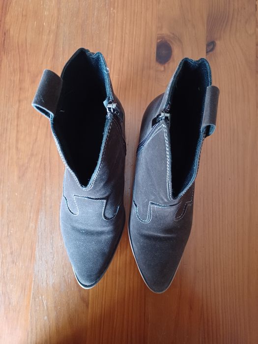 Botas n⁰36 em castanho
