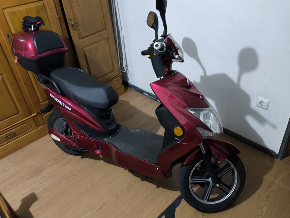 Moto Elétrica Raiden 250 60v 250w