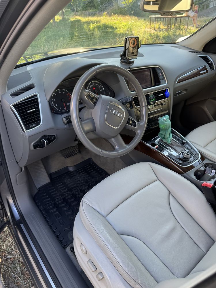 Audi q5 Premium Plus