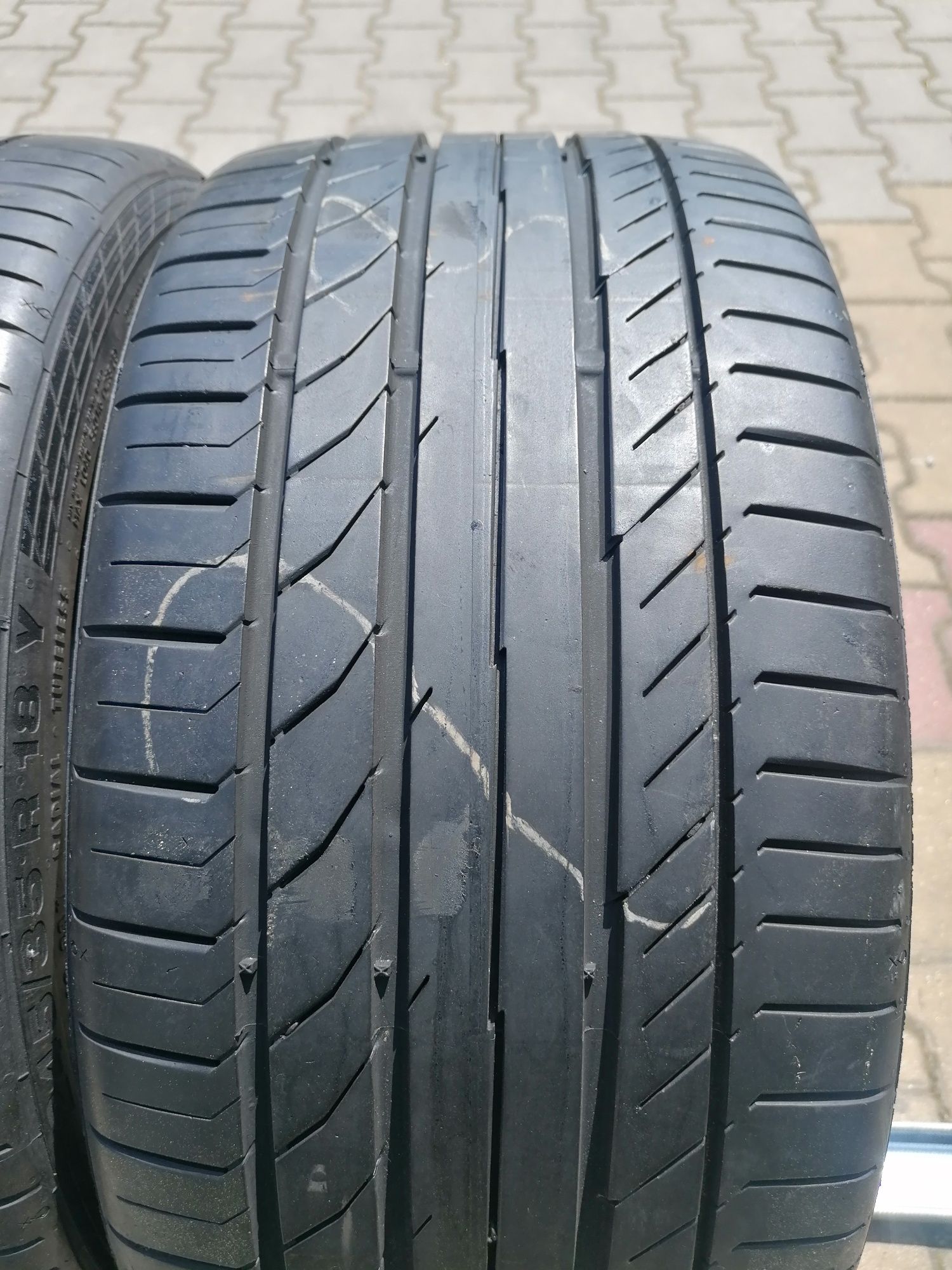 Opony letnie 2szt Continental 245/35R18  RFT