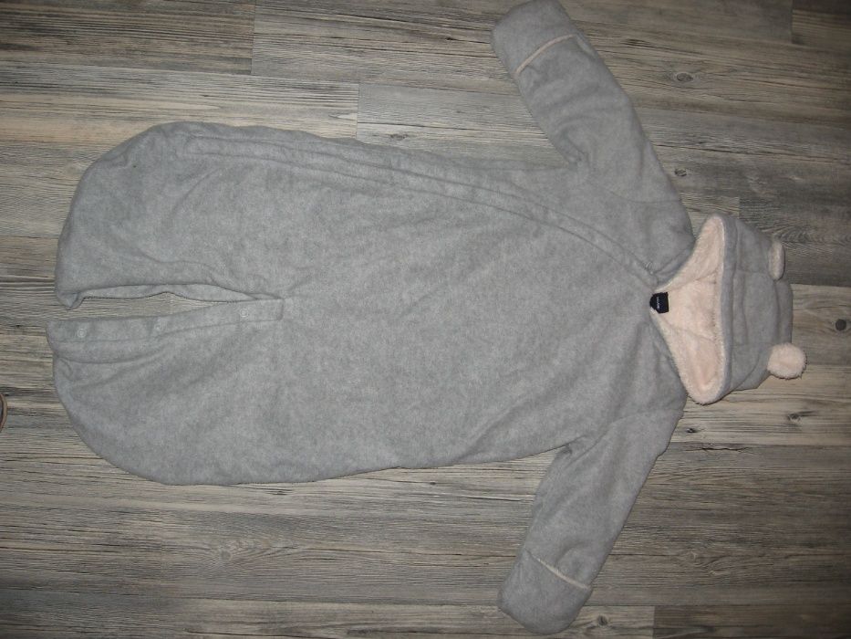 Демисезонный комбинезон трансформер Gap