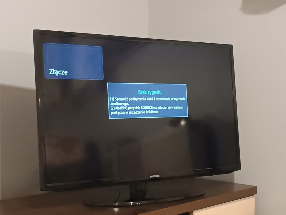 Telewizor 40 cali + pilot