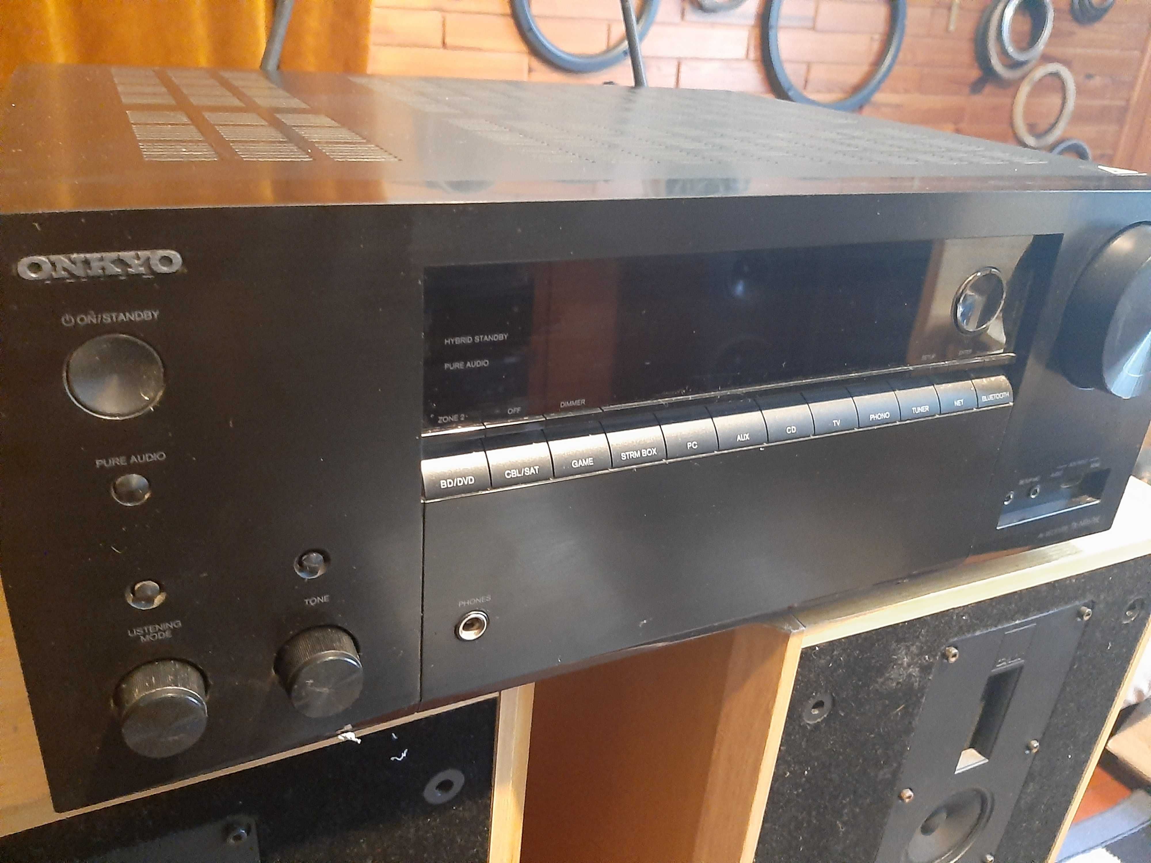 Amplituner onkyo Tx NR 676E