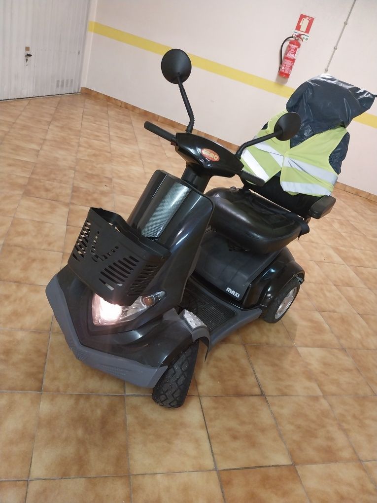 EGIRO Stannah Eletrica scooter