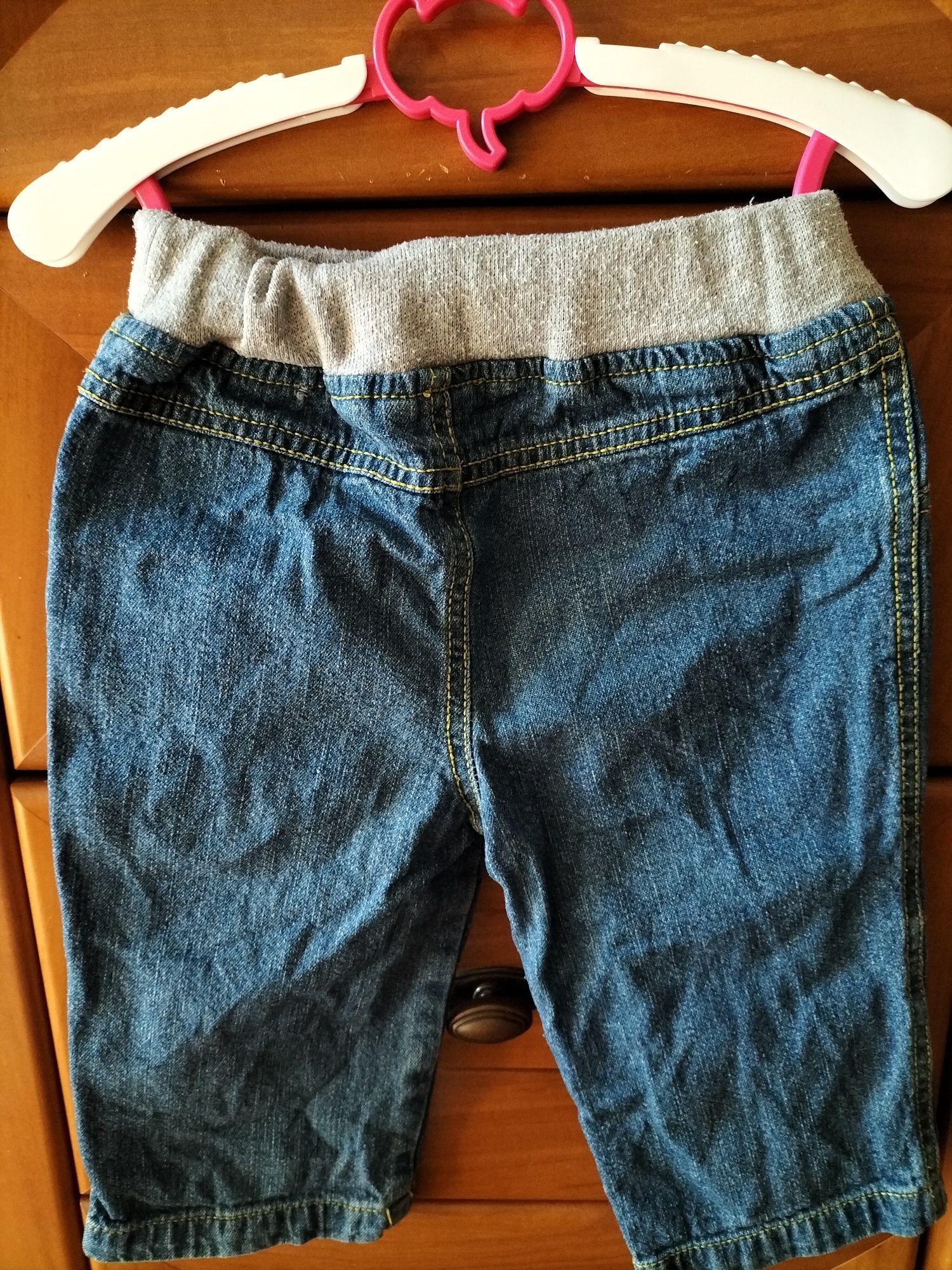 Spodnie jeans r 74