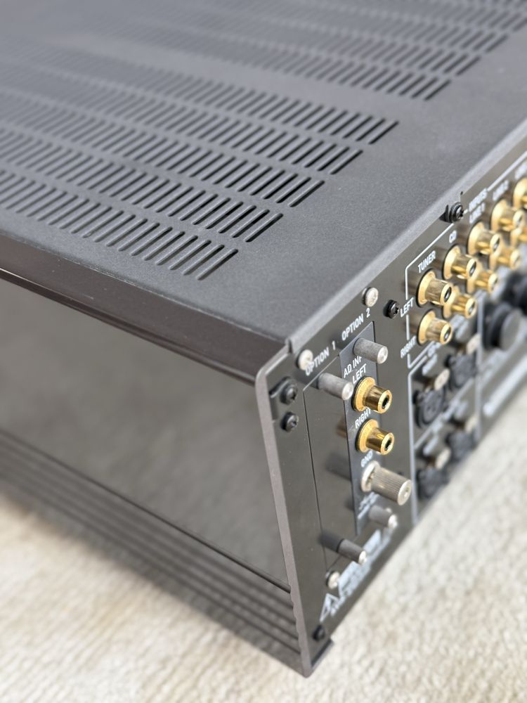 Amplificador Acuphase E-470 em excelente estado.