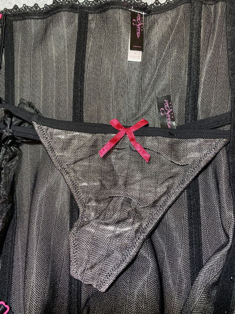 Gorset francuski zapinany z przodu ze stringami , XS/S, rowy