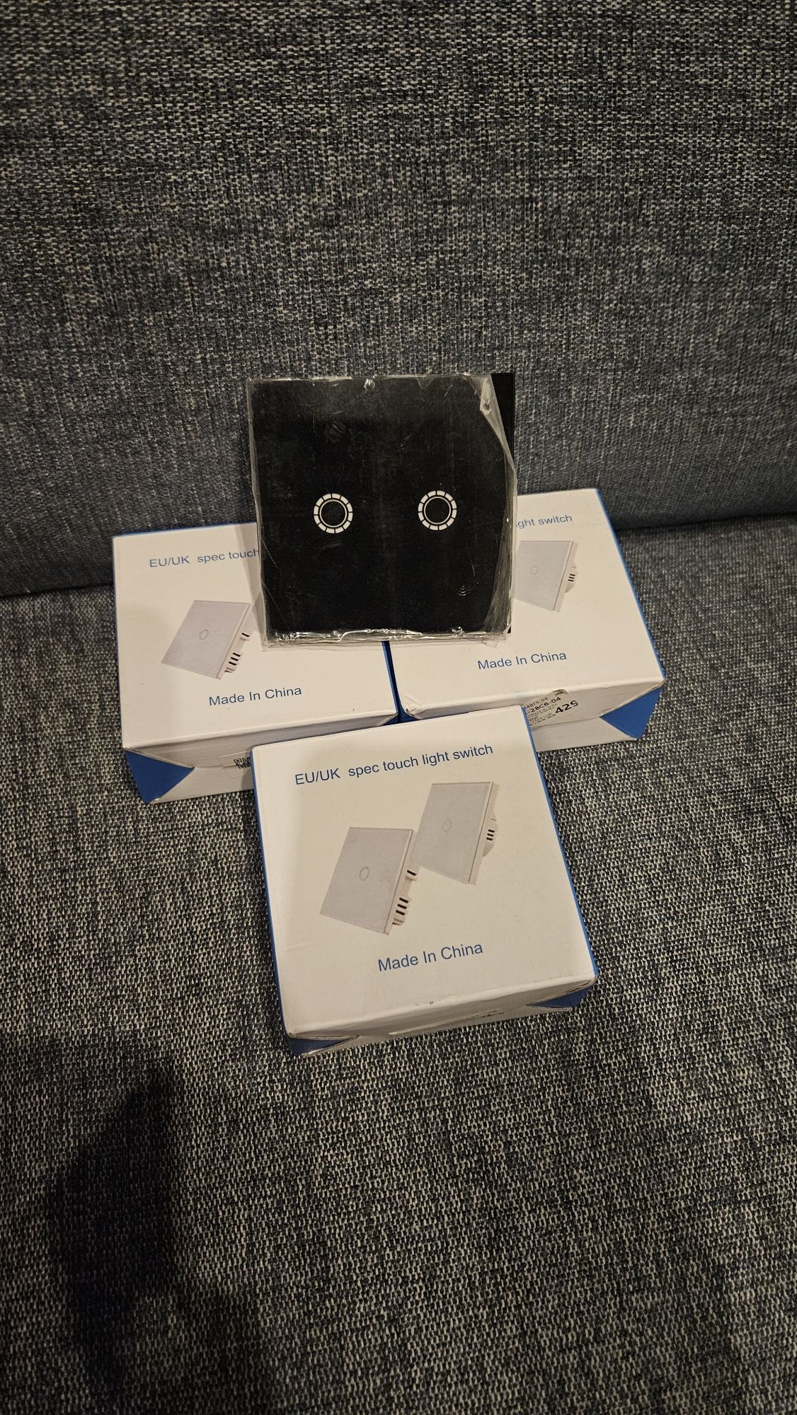 Przelacznik podwójny WiFi Google Alexa