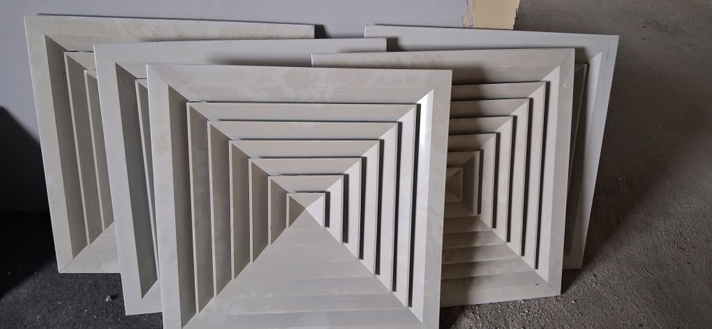 Потолочный диффузор 600*600