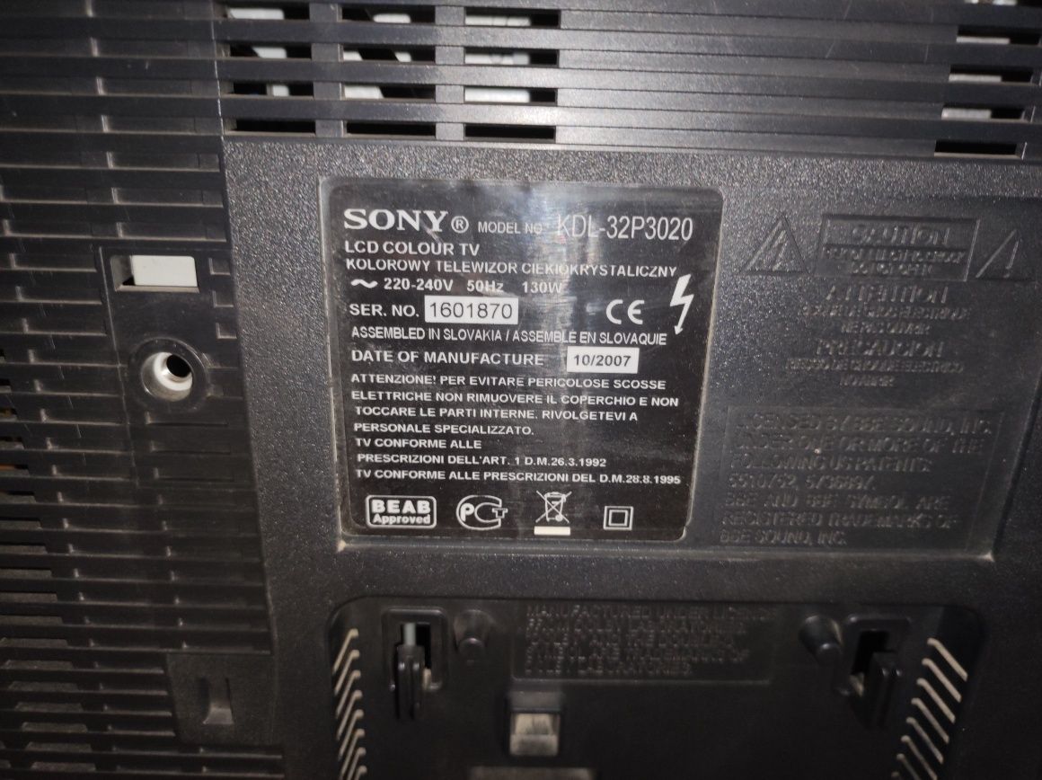 HD Sony 32" звук 2x10вт HDMI VGA 720P VESA100 VESA200