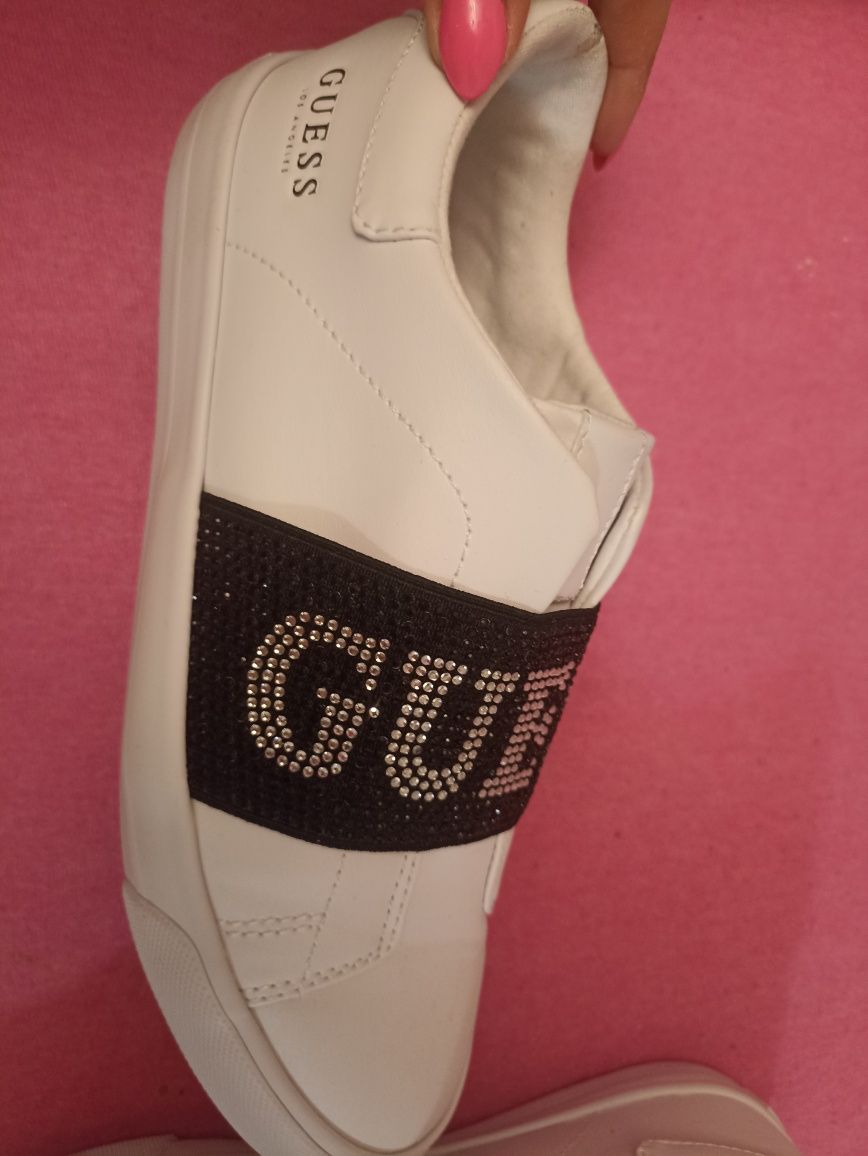 Nowe, oryginalne trampki Guess rozmiar 38