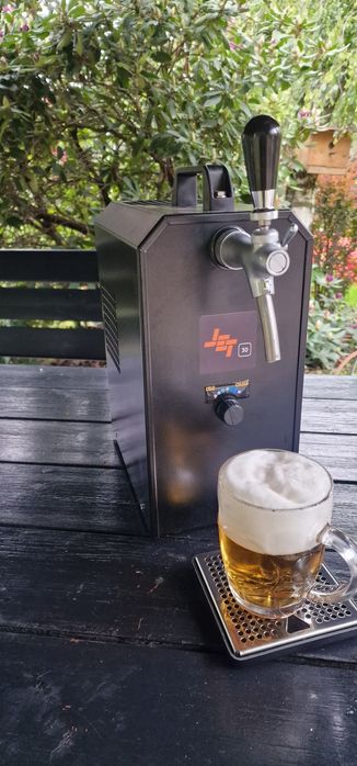 Nalewak/dystrybutor do rozlewania piwa