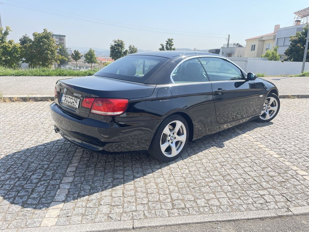 BMW 320i cabrio e93