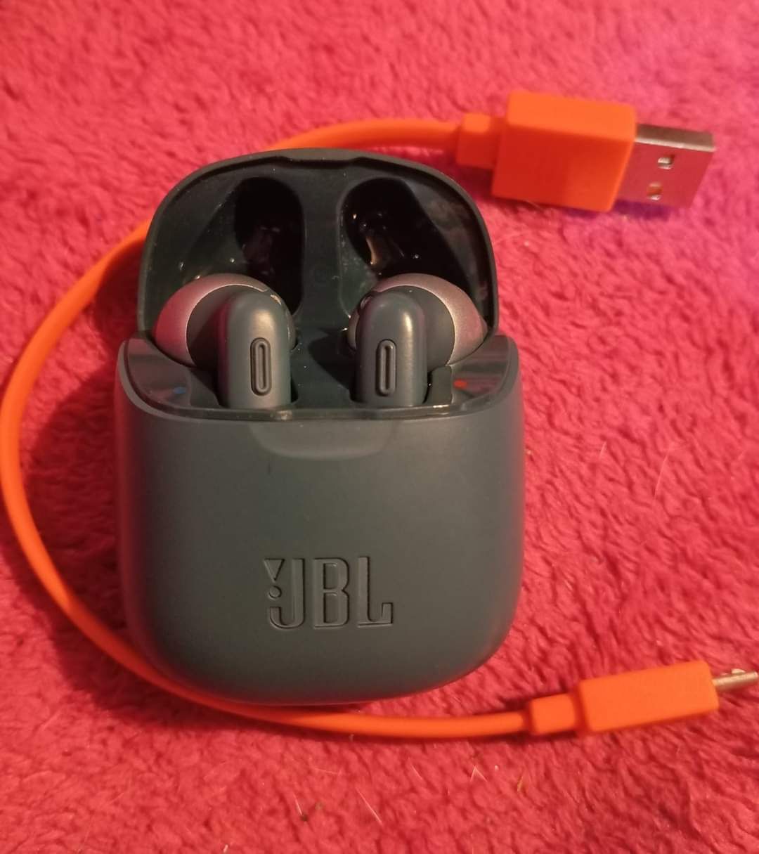 Fones originais JBL semi novos