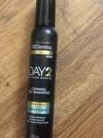 Suchy szampon tresemme  day 2 w piance 200ml
