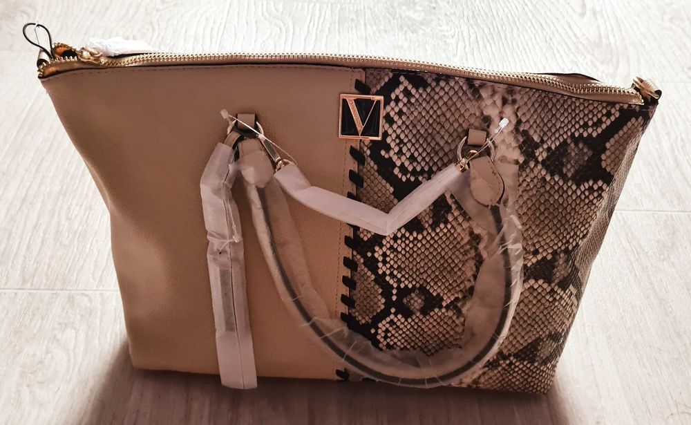 Сумка Victoria's Secret. Нежный бежевый принт