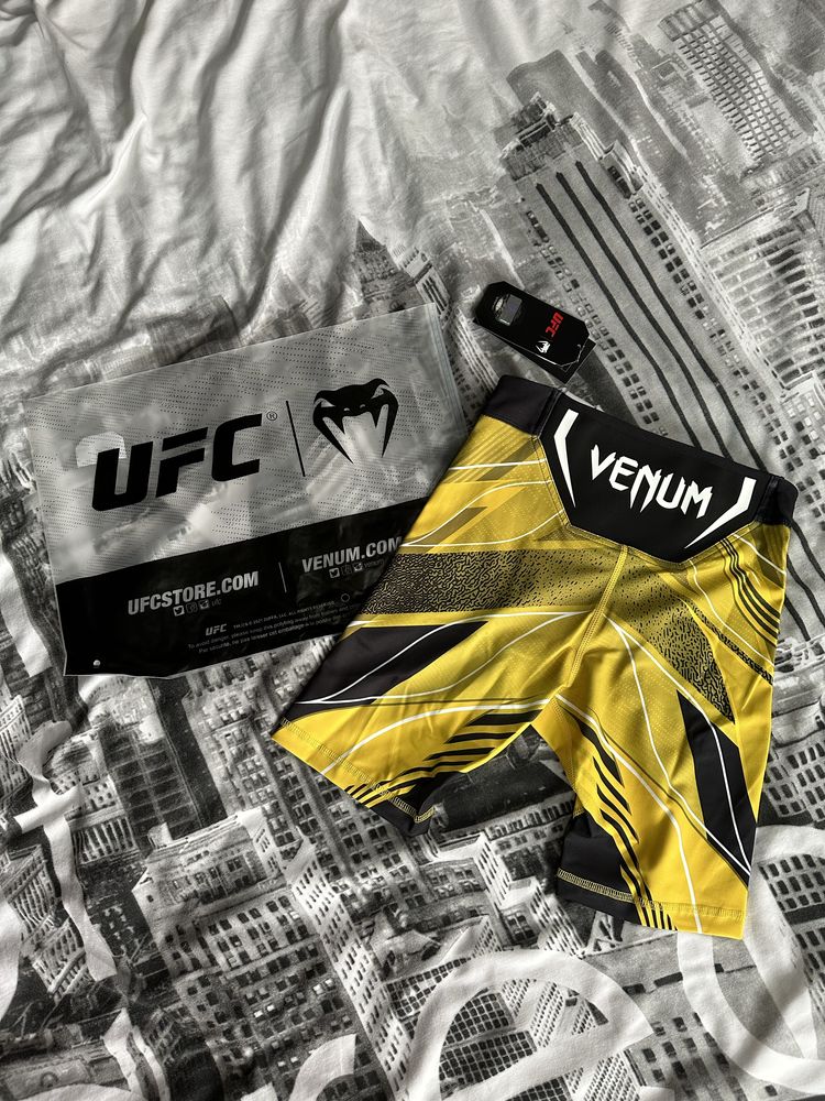 Spodenki kompresyjne Venum UFC