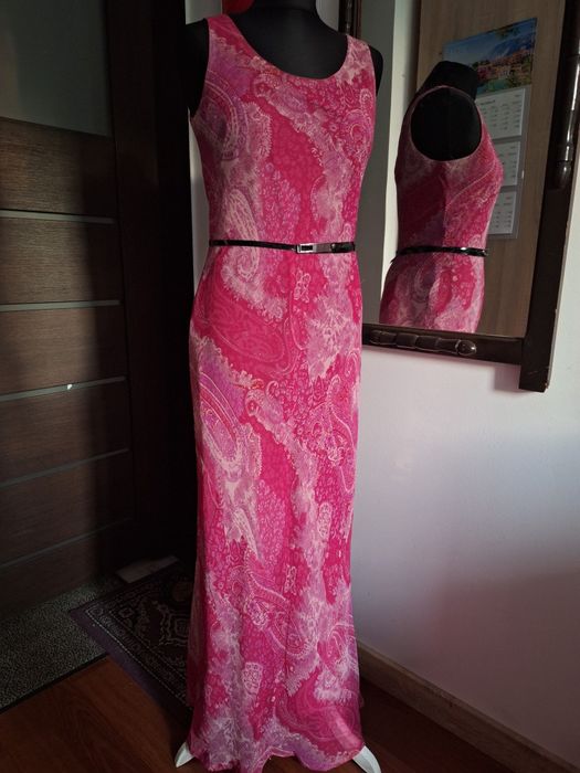 Fajna Długa sukienka różowa.