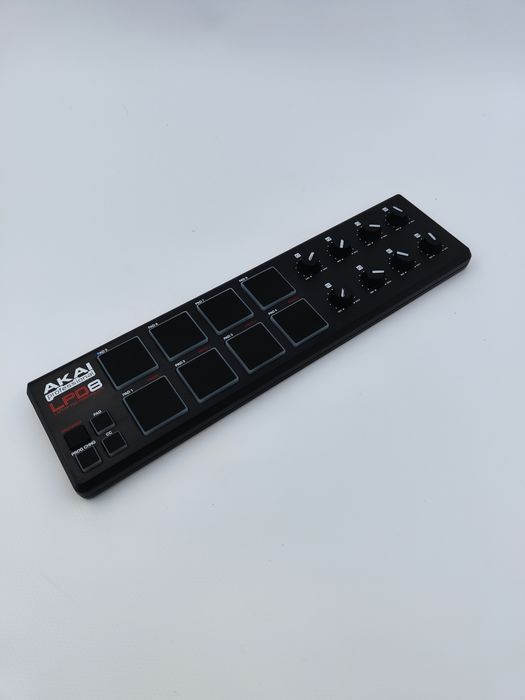 MIDI контролер AKAI LPD8 II (1477)
