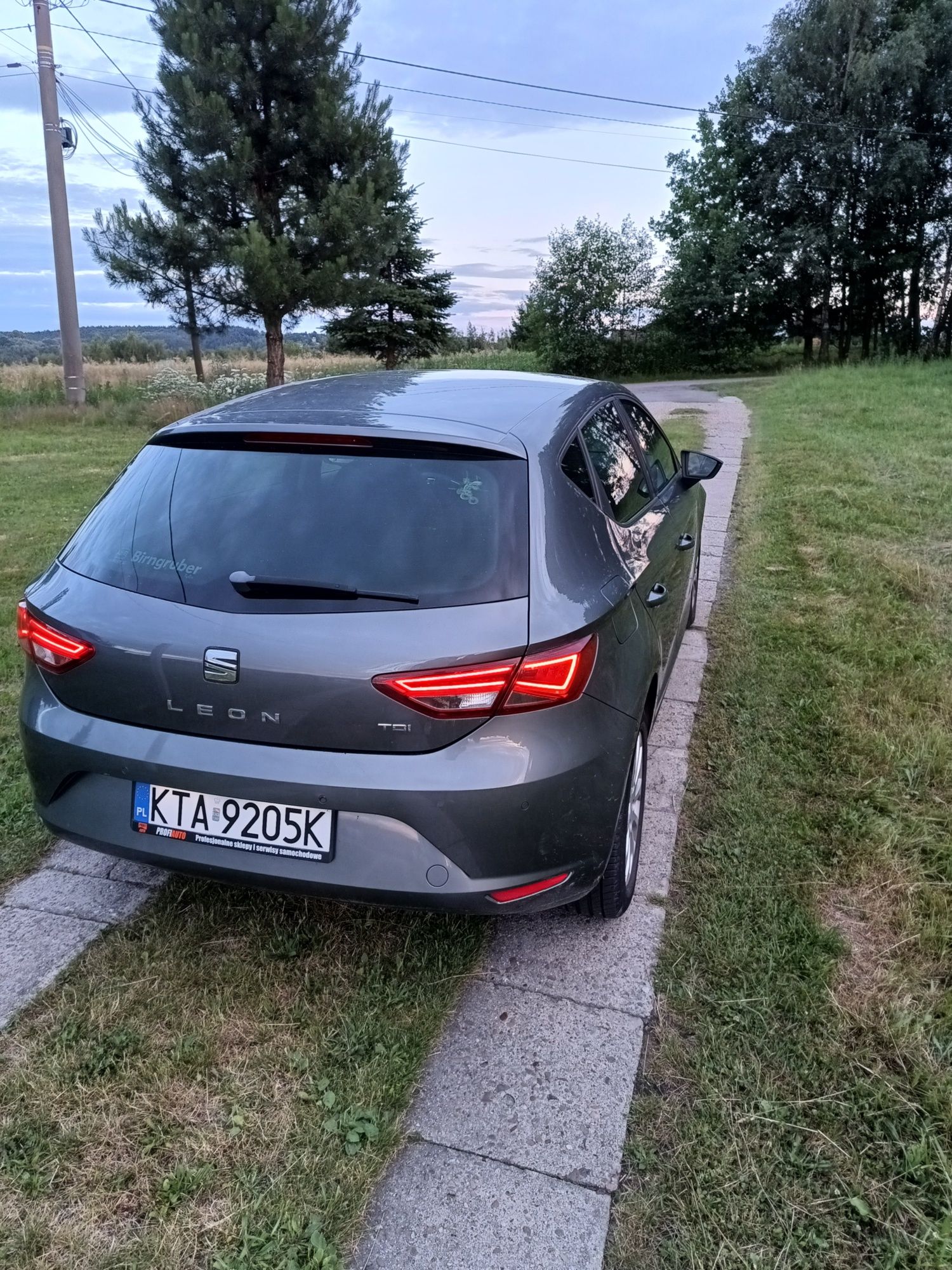 Seat Leon 3 1.6 TDI. Bardzo bogate wyposażenie