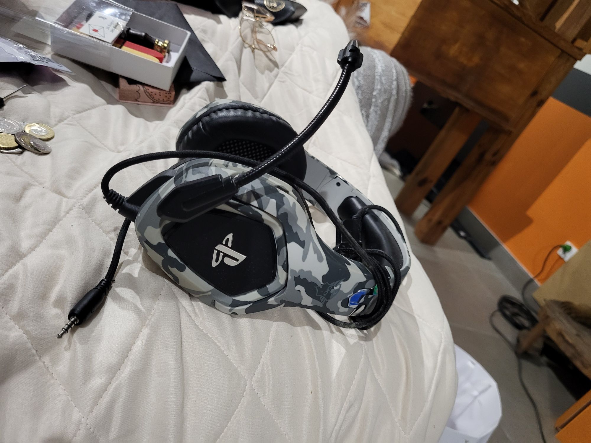 Słuchawki PlayStation moro z wieszakiem