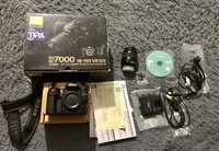 Продам Nikon d 7000 +обьектив nikon 18-55mm. Все документы, коробка.