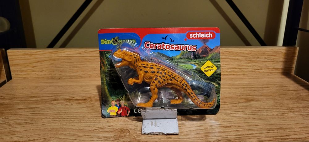 Schleich mini dinozaur ceratozaur figurka edycja limitowana