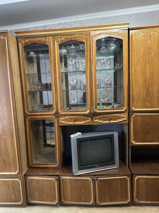 Стінка в зал