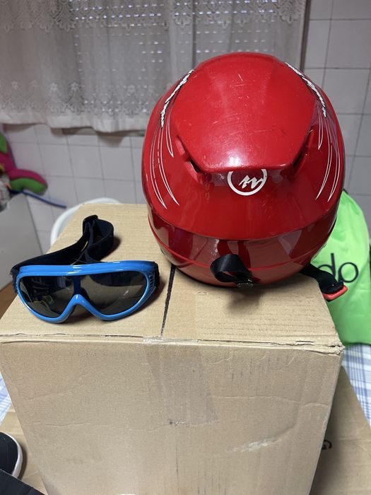 Botas n.36+capacete+oculos