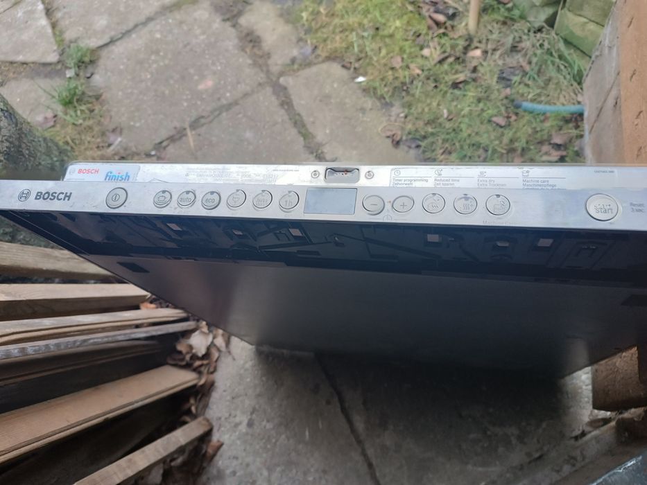 Cały panel z drzwiami do zmywarki Bosch do 60 cm