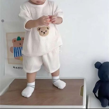 Літній дитячій костюм 2-3 роки бавовняний